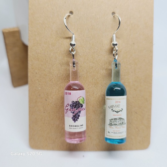Handmade Wine Bottle Earrings Fun Novelty Dangle Drop NEW Women's Jewelry - Picture 1 of 5